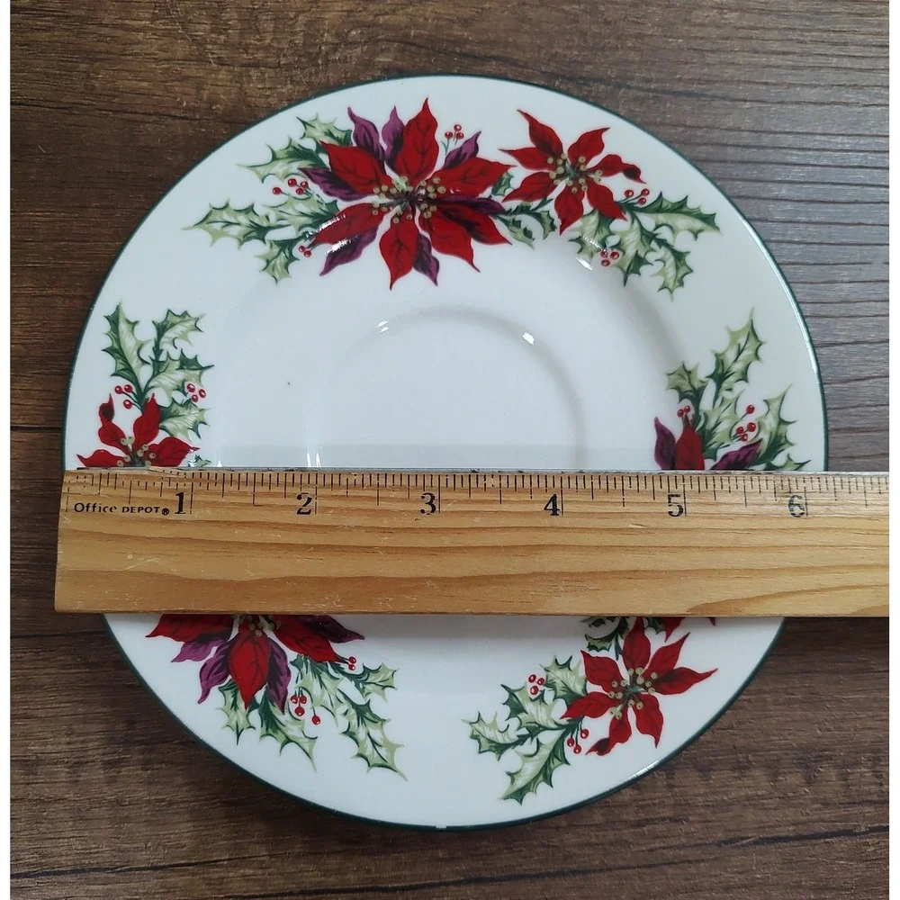 Totally Today Poinsettia Christmas Saucer 6 1/2
